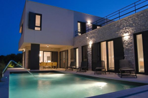 Villa Aenona
